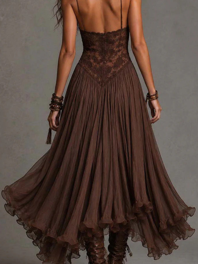 Chloé | Robe midi fluide et sexy en dentelle, avec col en V et volants